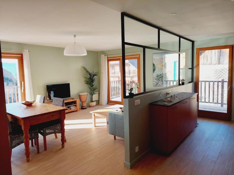Charmant Appartement Lac D'Annecy / Ski - 6 Pers Menthon-Saint-Bernard Exterior foto